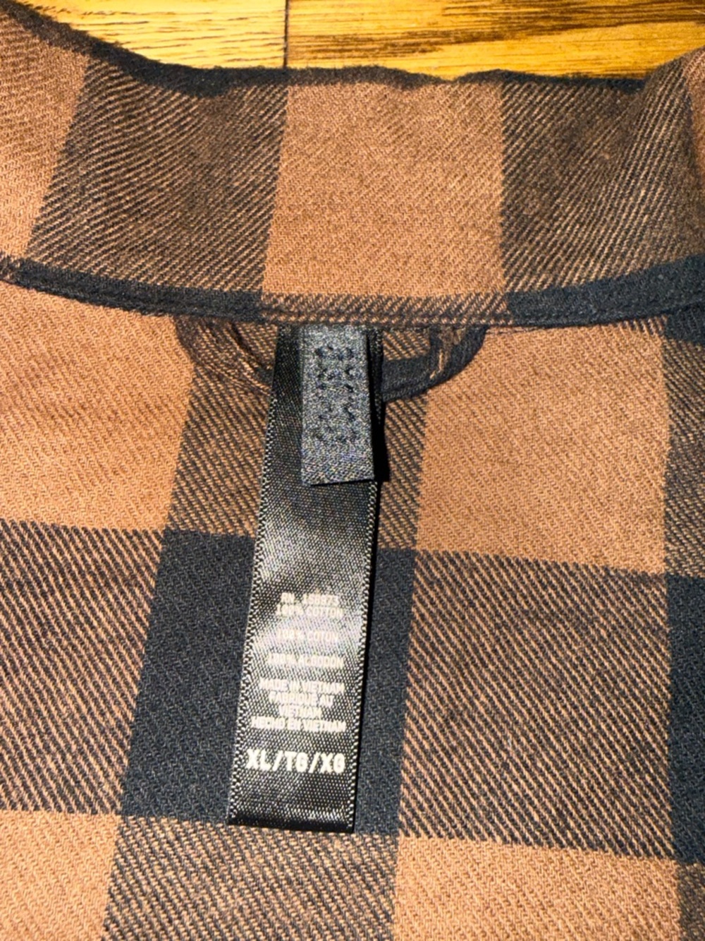 Skims. Buffalo Plaid Sleep Top. Brown/Black. Size XL. - Picture 7 of 10